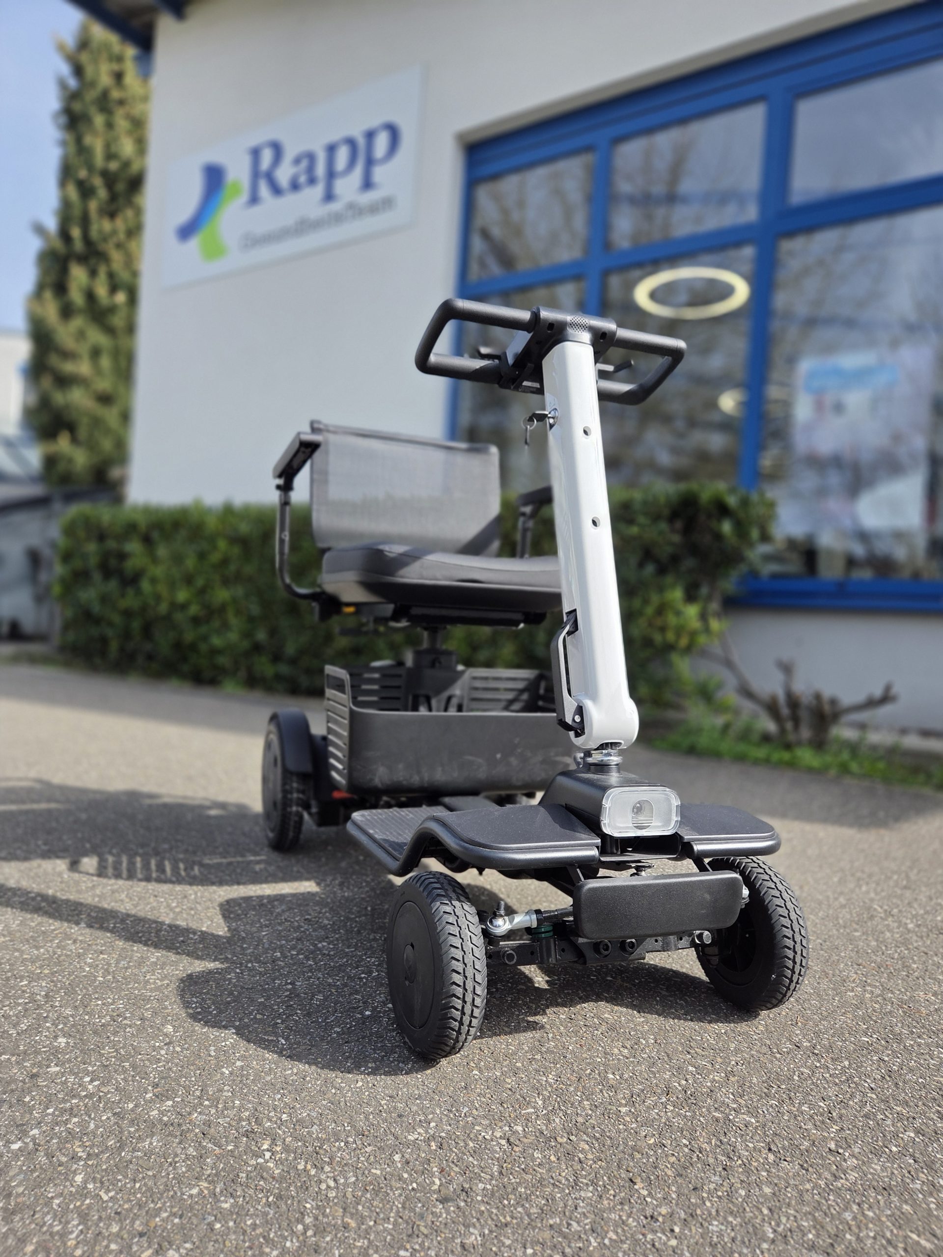 WHILL Scooter R
